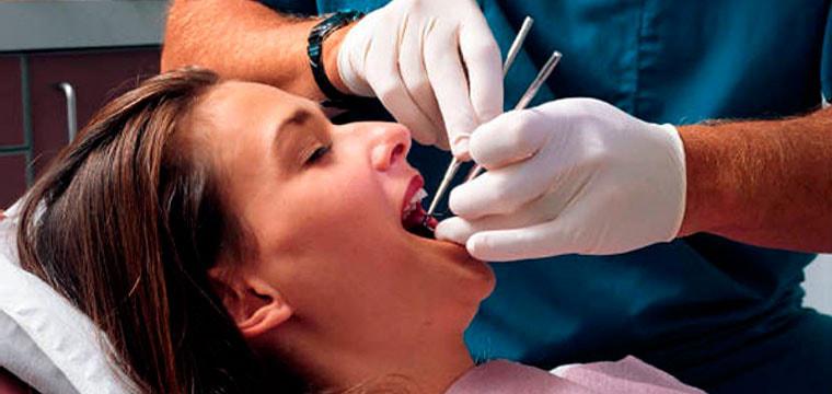 Женщины боятся лечить зубы